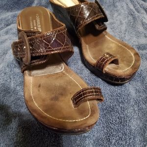 Donald J Pliner Italian Leather Sandals